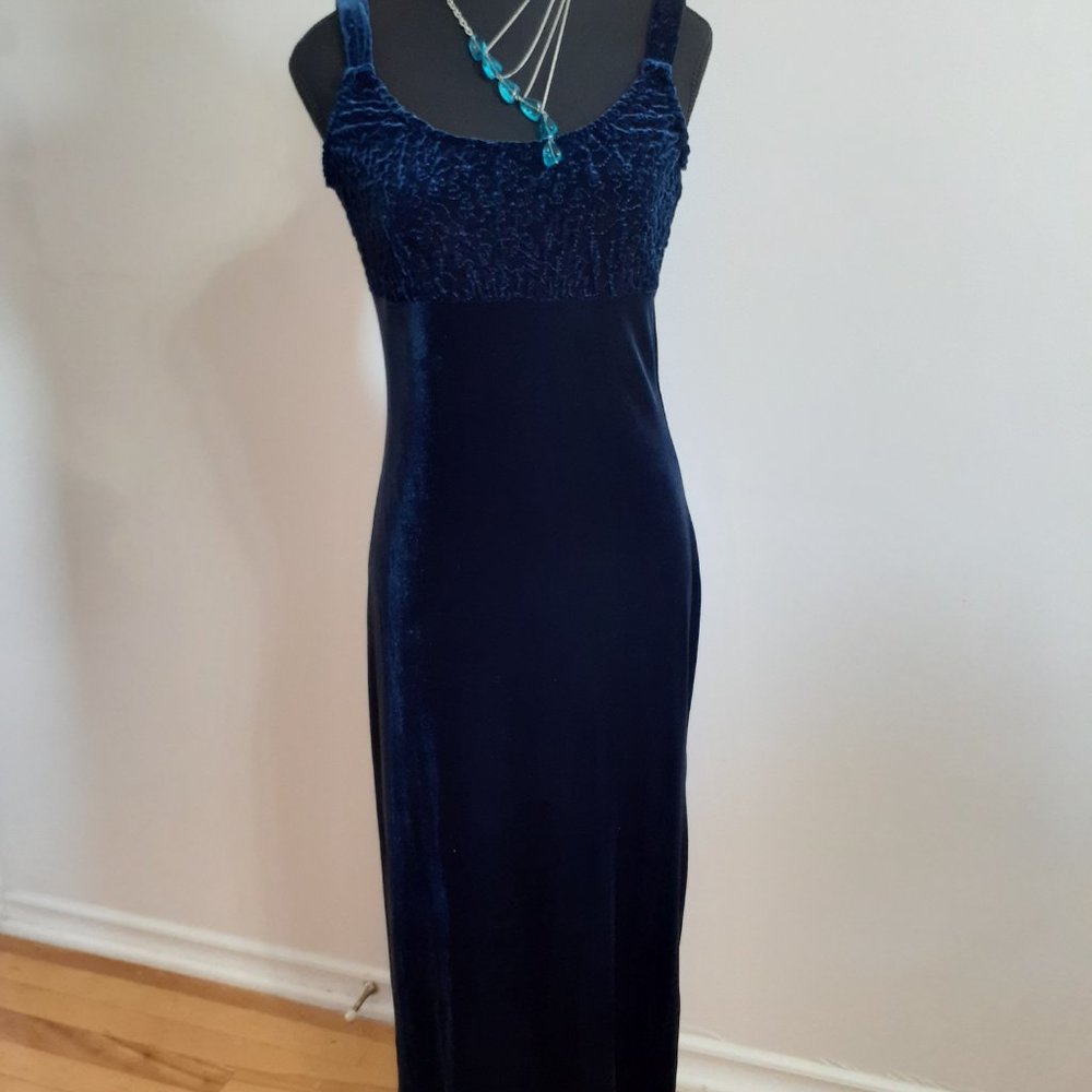 Robe de velour bleu navy taille 5, Scarlet